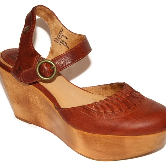 Frye Shoes - NWOB Frye Blair Ankle Strap Sz 8.5 M Platform heel